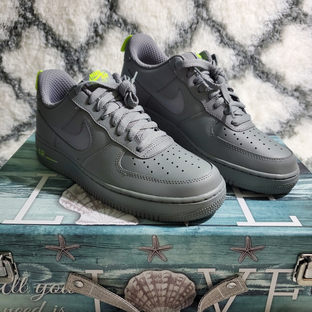 Nike unisex Air Force 1 07 lv8